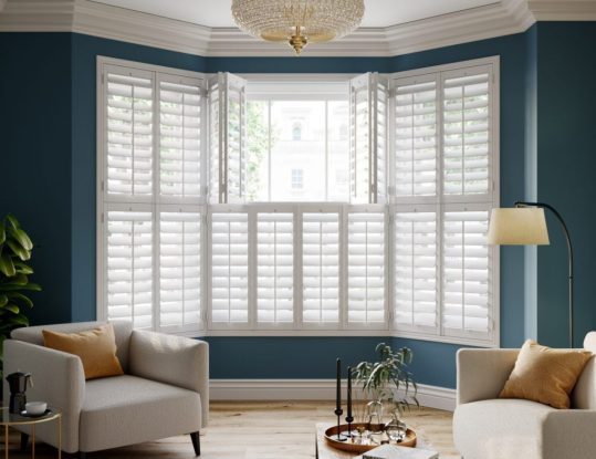 Tropical-Blinds-July-Austin-Tier-on-Tier-Open-Panels-Living-Room-Correct-1250x1250